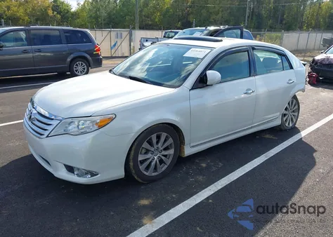 2011 Toyota Avalon Limited z USA, uszkodzony, nr VIN 4T1BK3DB1BU396186